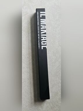 IL Makiage Long-Wear Eye Pencil Liner "Batman"- Black ( 0.04 oz. )